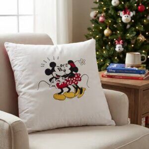 Mickey & Minnie Mouse Kiss Throw Pillow